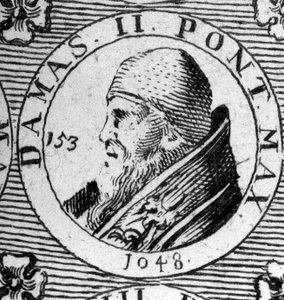Portret van paus Damasus II (overleden 1048). door Unknown artist