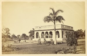 [De Baradari in Wingfield Park, Lucknow].