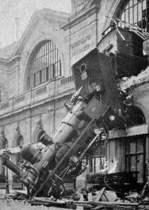 Het ongeluk op station Montparnasse in Parijs op 25 oktober door Unknown artist