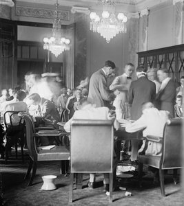 Een loterij voor de Eerste Wereldoorlog. door Unknown photographer