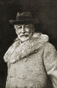 Baron Edmond de Rothschild (b/w photo) door Unknown photographer
