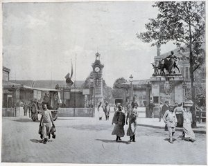 Ingang van de slachthuizen de la Villette door Unknown photographer