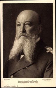 Grootadmiraal Alfred von Tirpitz, Portret door Unknown photographer