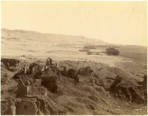 Panoramisch uitzicht op de Vallei der Koningen, Egypte door Unknown photographer