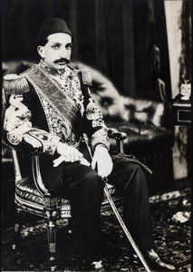 Portret van Abdulhamid II (1842-1918), Sultan van het Ottomaanse Rijk (zw/w foto) door Unknown photographer