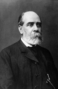 Portret van Hector Malot (1830-1907), Franse schrijver. door Unknown photographer