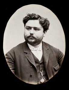 Portret van Isaac Albeniz door Unknown photographer