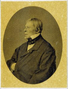 Portret van Jean Auguste Dominique Ingres (1780 - 1867) in 1841. door Unknown photographer