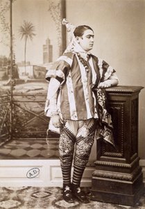 Portret van een Tunesische Joodse vrouw door Unknown photographer