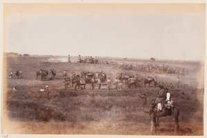 Sappers and Miners maken schuilgreppels tijdens het Delhi Camp of Exercise, circa 1885