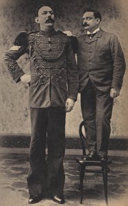 De Monsters, de Reus. Fotografie, eind 19e eeuw, Parijs door Unknown photographer
