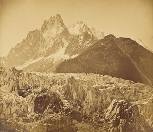 Mont-Blanc (Haute-Savoie), de Glacier des Bois en de Aiguille des Charmoz door V. Muzet