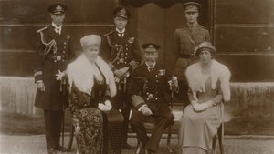 H.K.H. De Hertog van York, H.K.H. De Prins van Wales, H.K.H. Prins Hendrik, H.M. De Koningin