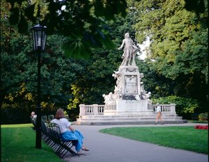 Monument voor Mozart, gebouwd 1896, Burggarten door Victor Tilgner