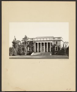 [Wheaton College: De Bibliotheek (1923)].