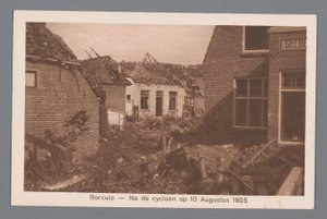 Borculo -- Na de cycloon op 10 augustus 1925 door Weenenk and Snel