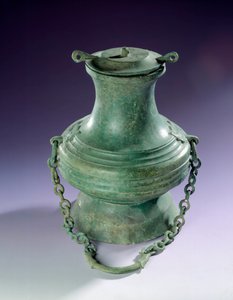 Chinese kunst: bronzen vaas uit Than-Hoa (Than Hoa), Han-periode. Parijs, Musee Cernuschi