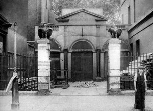 Het Griekse Theater aan de rand van Hoxton, Londen door Whiffin