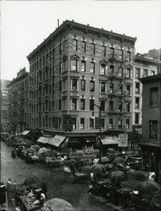 Ludlow Street bij Hester Street, Lower East Side, ca. 1910-21 door William Davis Hassler