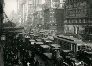 Times Square, vol met auto