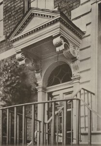 Deur, Lower Bridge Street, Chester (zwart-wit foto) door William Galsworthy Davie