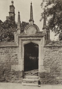 Deur, Paynis Almshouses, Oundle door William Galsworthy Davie