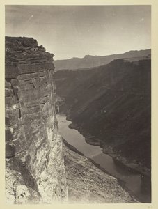 Grand Canyon, Colorado River, nabij Paria Creek, kijkend naar het oosten, 1872 door William H. Bell
