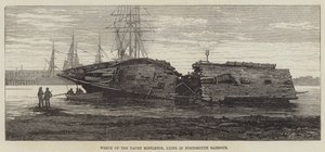 Wrak van het jacht Mistletoe, liggend in de haven van Portsmouth