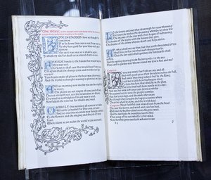 Liefde is genoeg, uitgegeven door de Kelmscott Press door William Morris