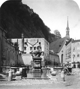 De Pferdeschwemme paardenbron, Salzburg, Oostenrijk, ca. 1900s door Wurthle and Sons