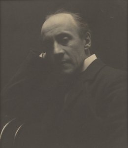 [Portret van Sir Anthony Hope Hawkins]. door Zaida Ben Yusuf