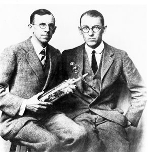 Clinton J Davisson en Lester H Germer, Amerikaanse natuurkundigen, ca. 1927