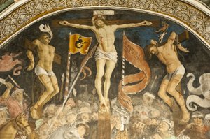 Beroemde kruisigingsgroep door Hans Clemer, fresco in het koor, parochiekerk van Chiesa Parocchiale, Elva, provincie Cuneo, Piemonte, Italië, Europa door Ferdinand Georg Waldmuller