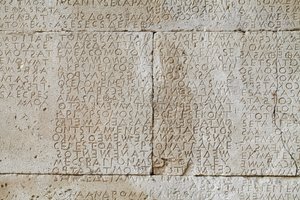Gortyna code, inscriptie in het Grieks. helft van de 5e eeuw v.Chr.