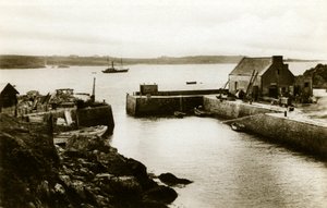 Eiland Ouessant: de haven van Lampaul bij vloed door . .