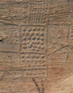 Prehistorische Camunische rotsgravure, bekend als "Kaart van Bedolina" door Isabel Redie