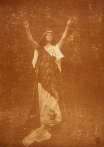 Vrouw met een vaas, ca. 1906 door John Pardon