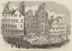 Het verwijderen van de doden en gewonden uit het ingestorte huis in de hoofdstraat, Edinburgh