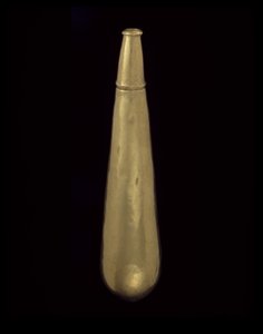 Traanvormige coca fles door civilization Quimbaya