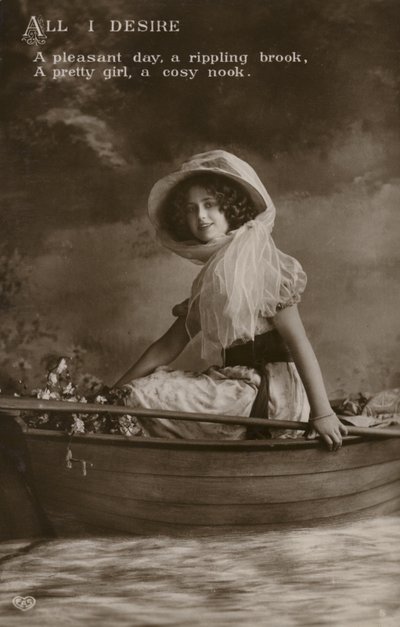 Meisje in boot door (after) English photographer