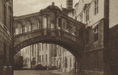 Hertford College, De Brug (zwart-wit foto) door (after) English photographer