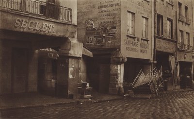 Fragment van de pilaren van de Hallen door (after) French Photographer