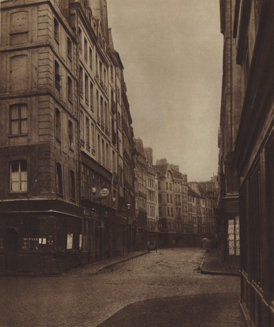 De rue de la Ferronnerie, gezien vanaf de rue de la Reynie, het begin van de straat bestaat nog steeds door (after) French Photographer