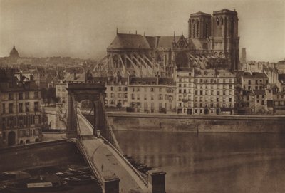 De Pont Louis-Philippe richting de Cite door (after) French Photographer