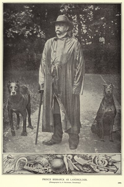 Prins Bismarck als landeigenaar door (after) German photographer