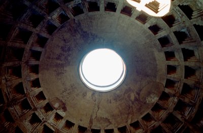 Interieur van het Pantheon, Rome, Italië door A. Lorenzini