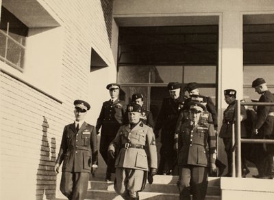 Inhuldiging van de gebouwen van het Koninklijk Vliegveld 
