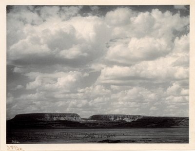 Rond Zuni, vanuit het noordoosten van Pueblo "99". door Adam Clark Vroman