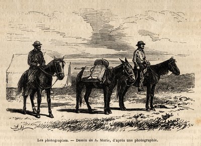 Fotografen van de Amerikaanse geologische missie, te paard, zorgvuldig verpakt materiaal klaar voor een nieuwe etappe, gravure naar de tekening van A. Marie, ter illustratie van een reeks geografische missies door het Amerikaanse Nationale Park, van 1870 t door Adrien Emmanuel Marie