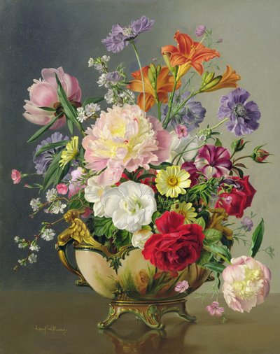 Bloemstuk in een porseleinen terrine door Albert Williams